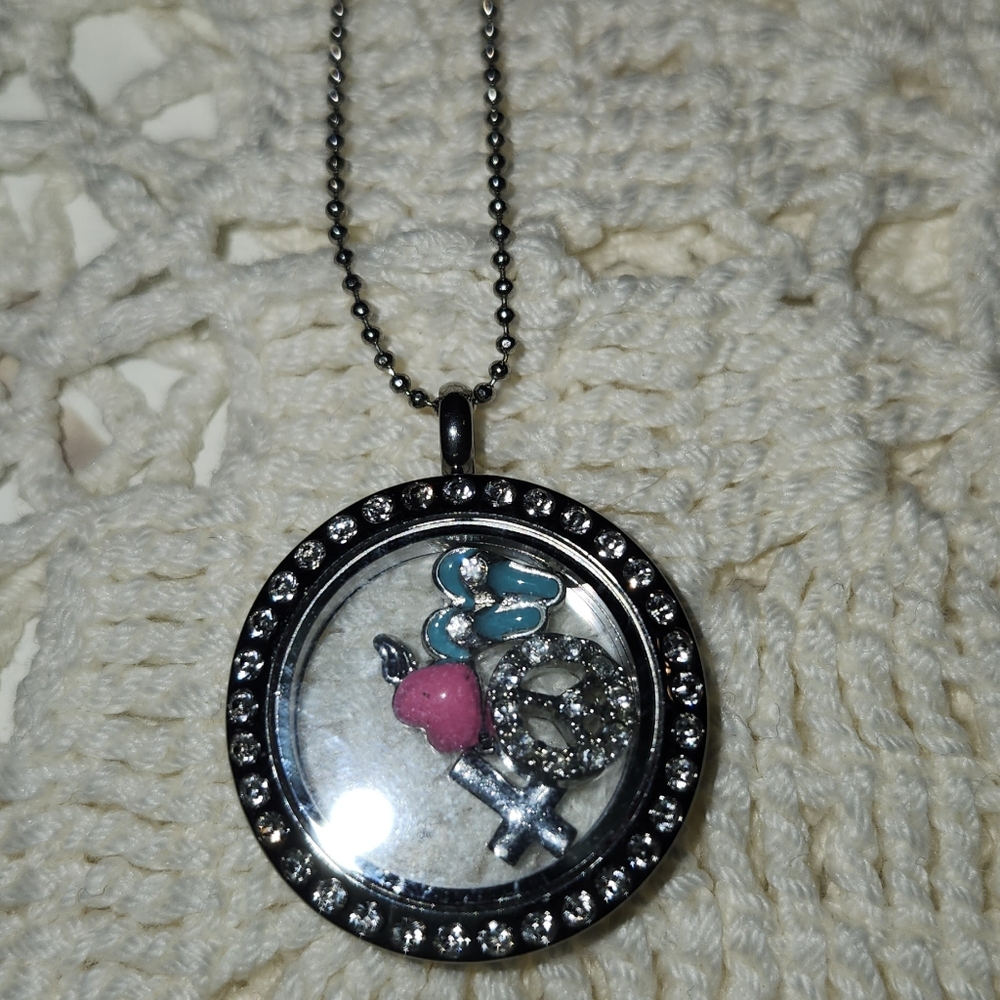 Origami Owl Floating Locket Necklace